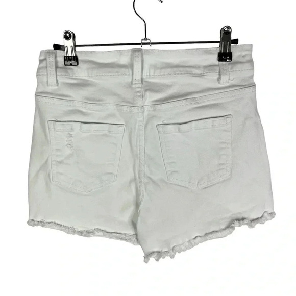 Time and Tru White High Rise Frayed Hem Denim Shorts 2 - Picture 3 of 5